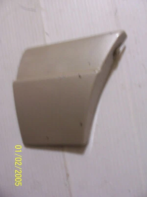 1998 1999 2000 02 CONTINENTAL Right Front Fender TRIM MOLDING Used OEM Ivory HC - Image 1 of 4