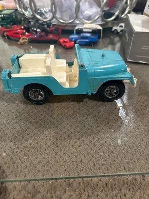 Винтажный Hubley игрушка Jeep #1710 Aqua синий Ланкастер PA США *неполный - Изображение 1 из 4