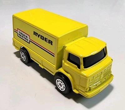 Vintage Corgi Juniors Leyland Terrier Ryder Truck Rental HO Diecast/Plastic - Image 1 of 4