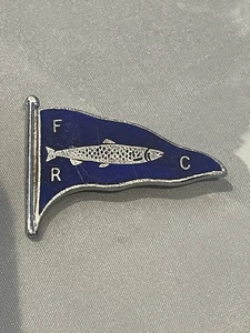 unbekannter Yachtclub F.R.C Boatyard Norfolk ? burgee flagge emaille anstecknadel abzeichen brosche - Bild 1 von 4