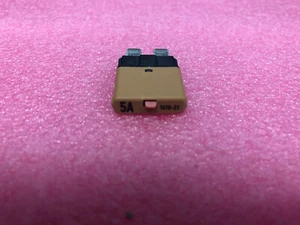 Digi-Key Circuit Breaker Thermal 5A AC 32V DC Push Reset 1610-21-5A 302-1334-ND - Picture 1 of 3