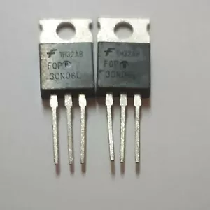 2x FQP30N06L FQP30N06 60V N-Channel MOSFET TO-220 - Foto 1 di 5