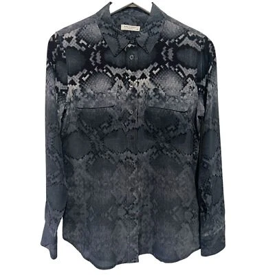Blusa Equipment de seda con estampado de serpiente para mujer pequeña azul manga larga con botones Foto 1 de 4