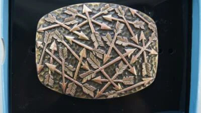 Flechas de cinturón Nocona Western HAMMERED EDGE latón cobre 37714 Foto 1 de 3