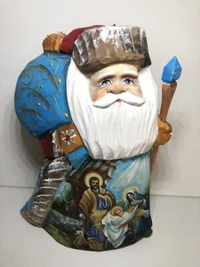 SANTA FIGURE with Nativity Scene HAND CURVED and HAND PAINTED WITH NATURAL PAINT - Picture 1 of 3
