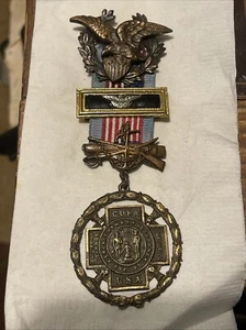 Antique United Spanish American War Veterans Commander Medal USWV Badge - Picture 1 of 7