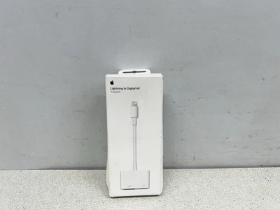 Apple - Lightning Digital A/V Adapter - White - - Image 1 of 3