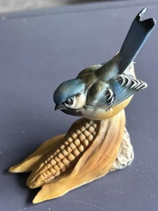 Vintage Italy Capodimonte Blue Bird Perched On Corn Figurine - Picture 1 of 6