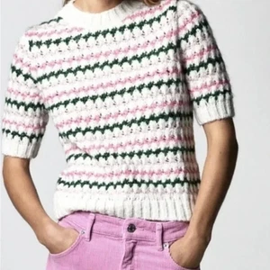 NUEVO ZARA Tejido Crochet Rayas Manga Corta Suéter Mujer Grande Acogedor Suave - Imagen 1 de 8