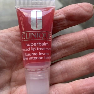 Clinique Superbalm Tinted Lip Treatment Raspberry 02 Travel Size .17 Fl Oz BS2 - Picture 1 of 2