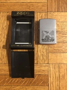 1990 Iwo Jima Flag Raising U.S. Marines Iwo Lighter w/ Box - NEVER FIRED - Picture 1 of 8