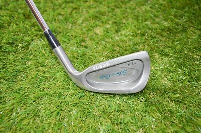 Mizuno	Silver Cup	3 Iron	Right Handed 	39.25"	Steel 	Stiff	New Grip  - Image 1 of 4