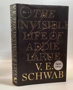 V.E. Schwab THE INVISIBLE LIFE OF ADDIE LARUE signiert 1. Auflage 2020 - Bild 1 von 6