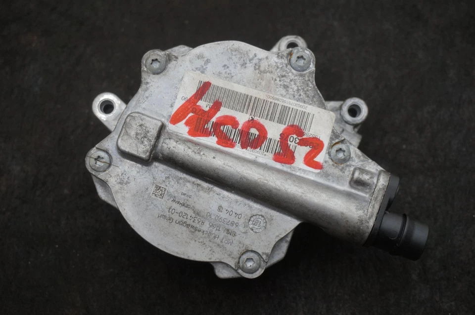 Bomba de vacío de aire del motor V8 4,4 L OEM 11668634120 BMW M5 F90 18-23 540i 530i 18-20 Foto 1 de 4