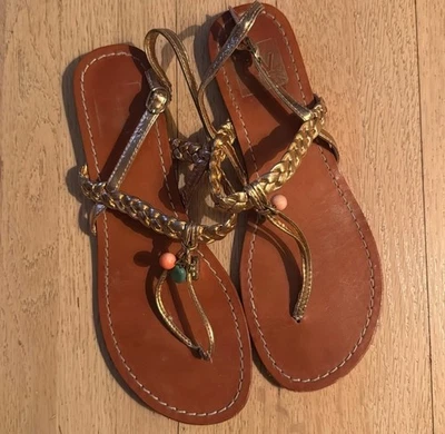 Dolce Vita Gold Thong Sandals w/ Coral Jade and Seashell Charms SZ 5 - Image 1 of 4