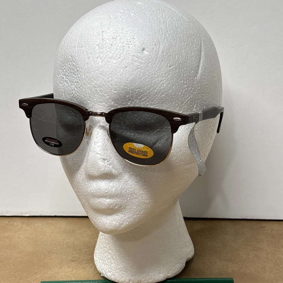 Pugs Sunglasses New Polycarbonate 100% UV400 Protection Wood Grain Gold Accent - Image 1 of 4