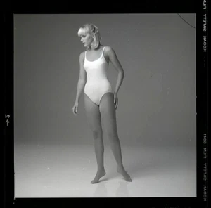 LQQK 3 vintage 1982 negative DELIGHFUL LINGERIE FASHION MODEL NEXT DOOR #91 - Picture 1 of 2