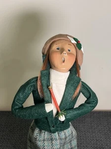 Byers Choice Caroler Woman Redhead,  Long Red Hair, Irish, Holding Candle, Green - Picture 1 of 8