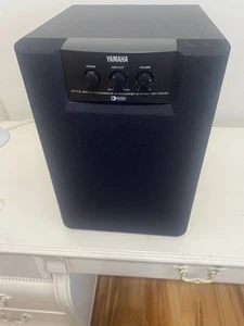 YAMAHA MODEL YST-SW40 POWERED SUBWOOFER 50 WATT TESTED AND WORKING GOOD COND - Picture 1 of 8