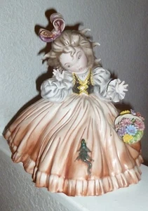 Rare WHIIMSICAL Capodimonte "Girl With Lizard" Home Decor Figurine Italy - Picture 1 of 9