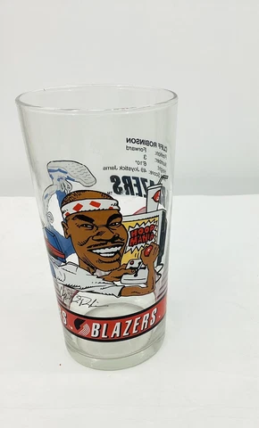 CLIFF ROBINSON PORTLAND TRAIL BLAZERS DAIRY QUEEN GLASS 92-93 Cover