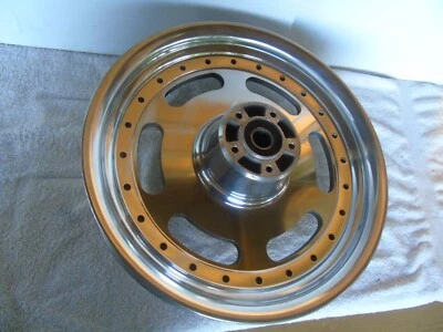 Rueda delantera pulida Harley Davidson Fat Bob FXDF OEM# 43300172 compatible con 2006-2017 Foto 1 de 4