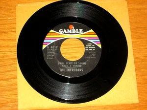 NORTHERN SOUL 45 RPM - THE INTRUDERS - GAMBLE 4019 - "SHE'S A WINNER" - Picture 1 of 2
