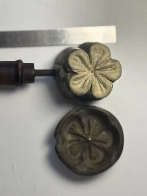 outils anciens Fleuriste .fer a Gaufrer Bronze Et Laiton. Très Rare 19eme Siècle - Photo 1/4