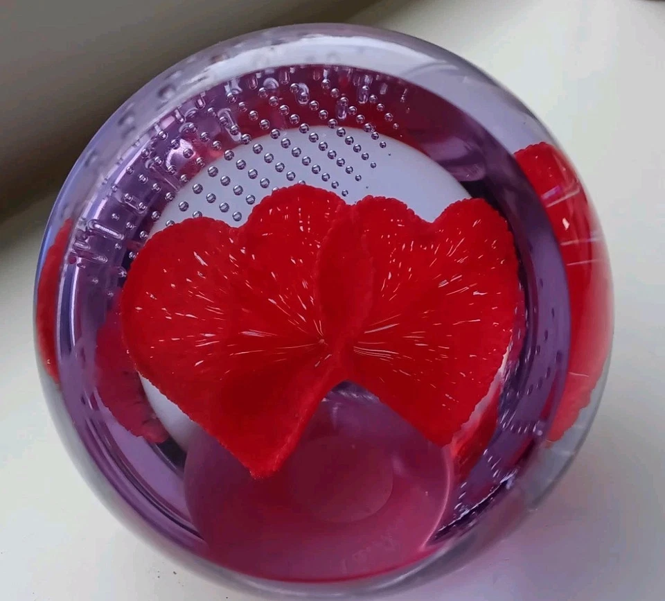 CAITHNESS Glass LOVE HEARTS Paperweight  Y29182 - Image 1 of 4