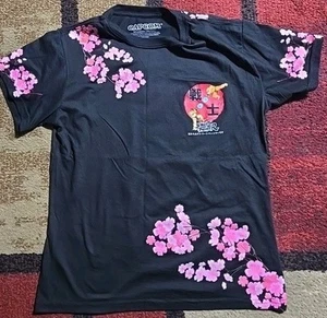 Street Fighter Ken Vs Ryu schwarzes geblümtes T-Shirt / Größe XL Jugend - Bild 1 von 6