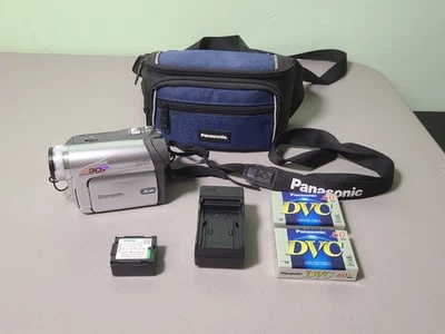 Videocámara Panasonic PV-GS34 MiniDV Mini DV con bolsa, batería, cargador, SD - probada Foto 1 de 4
