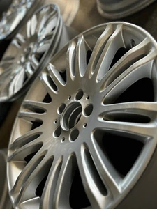 2007-2009 Mercedes Benz Wheel E350, E550 10 Double Spoke 18x5 Front or Rear  - Picture 1 of 3