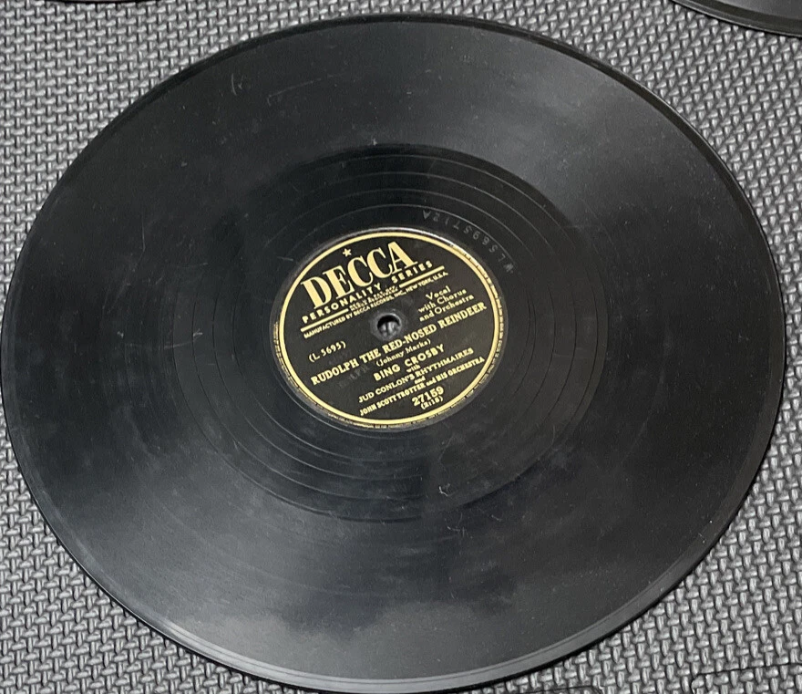 BING CROSBY RUDOLPH THE RED NOSED REINDEER/THE TEDDY BEAR'S PICNIC DECCA 78 F-54 - Image 1 of 4