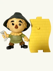 McDonald's Wizard Of Oz 75th Anniversary Scarecrow Figure With Yellow Brick Road - Picture 1 of 11