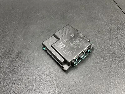 Keyless Entry Control Module 2020 GMC Acadia 13518838 2019 2021 2022 2023 - Image 1 of 4