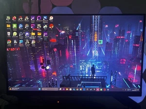 Monitor LG UltraGear 32” 2560x1440p 165hz - Foto 1 di 3