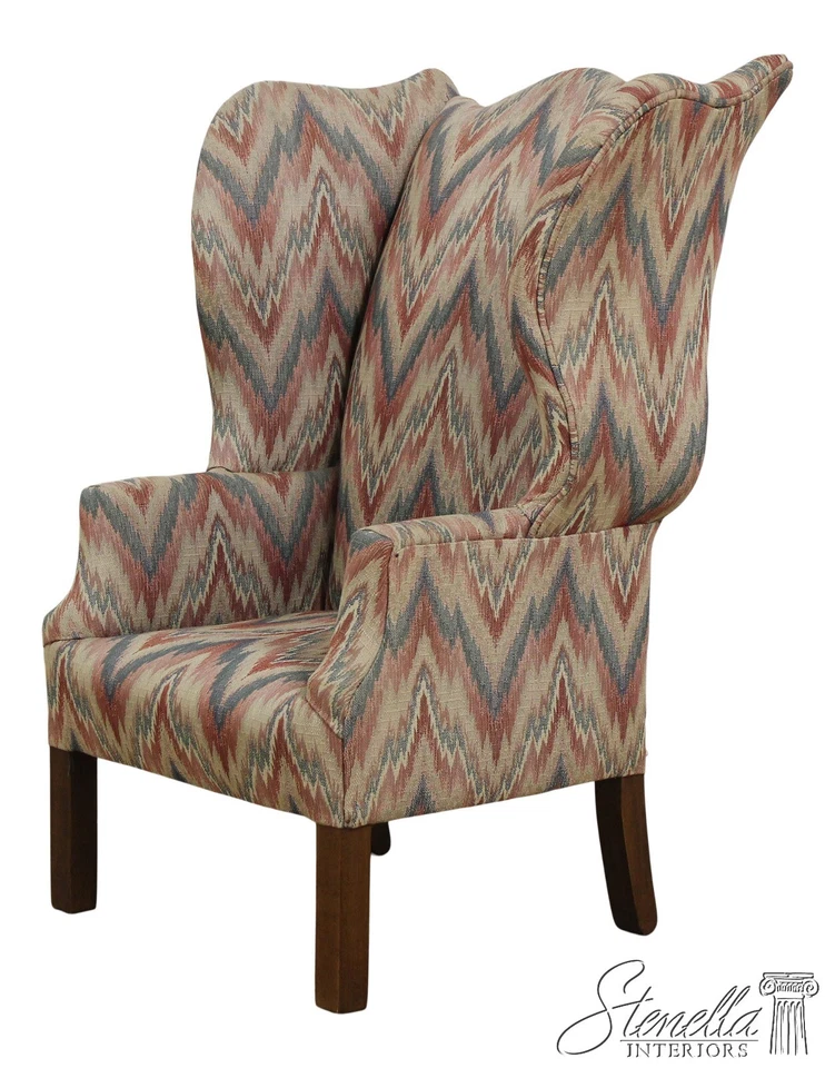 L56230: Sillón Chippendale cosido con llama tamaño para niños con respaldo de ala Foto 1 de 4