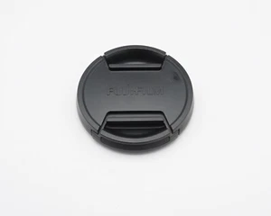 Fujifilm X 67mm Pinch Style Front Lens Cap (#14798) - Picture 1 of 2
