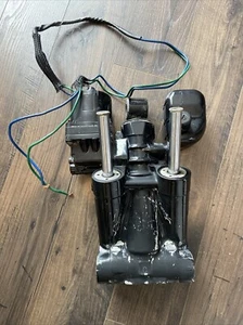 Evinrude ETEC Fastrac Power Trim 1993-2012+ 60-90-115-150-200-225-250 HP 5007662 - Bild 1 von 4