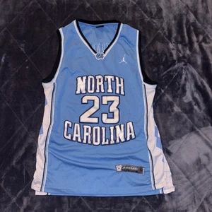 Michael Jordan Jersey Mens Medium North Carolina Tar Heels 23 UNC Air Jumpman - Picture 1 of 3