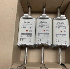 3 Stück / Hager / NH Sicherungseinsatz / LNH2250M6 - Picture 1 of 2