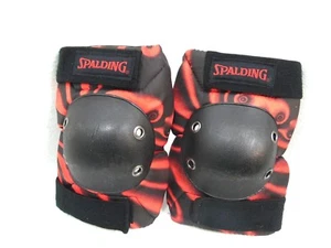 SPALDING KNEE PADS BOY OR GIRL RED AND BLACK PROTECTION    O7 - Picture 1 of 6