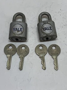 2 Yale Padlocks Each With 2 Keys - Picture 1 of 4
