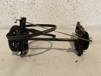 Formel1 F 2004 Deagostini Bremse,Zahnrad,Zahnriemen,Welle,Lager - Bild 1 von 4