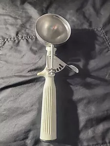 SYSCOWARE NSE Stainless Steel 4oz Light Gray Vintage Ice Cream Scoop Made In USA - Picture 1 of 6
