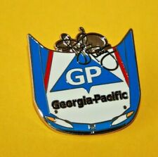 Pin's lapel pin pins NASCAR KYLE PETTY DODGE Georgia Pacitif Capot moteur Engine