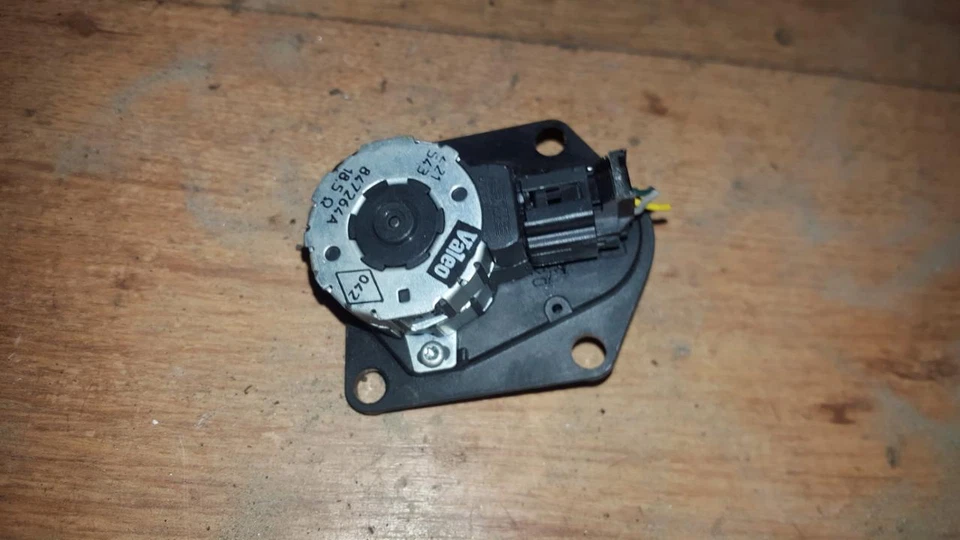 Motor actuador control aleta ventilación calefacción Renault Safrane 1996 84726 #100735-79 Foto 1 de 1