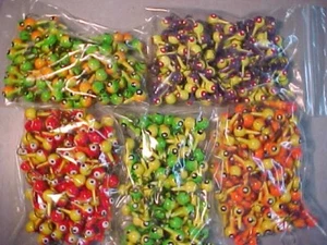 100 NEW FLOATING  WALLEYE JIG HEADS 1/4  JIGS FOAM HOOK SIZE 2 - Picture 1 of 6