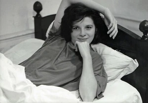 J.BINOCHE - La VIE de Famille- J.DOILLON - 1995 - 18 x 24 cm- TBE- N & B  - Picture 1 of 1