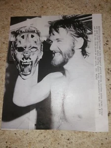 GILLES GRATTON 1977 NEW YORK RANGERS NHL HOCKEY PHOTO GOALIE MASK GOALTENDER... - Picture 1 of 9